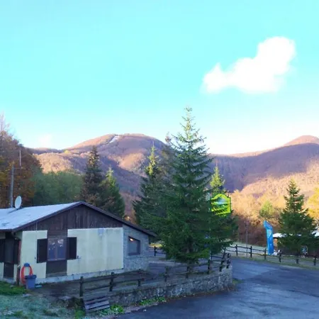 Capanna Rifugio Boscoreale Ostello Piandelagotti